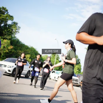 Runner Photo 3784615