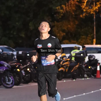 Runner Photo 3784628