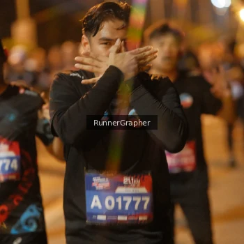 Runner Photo 3784671