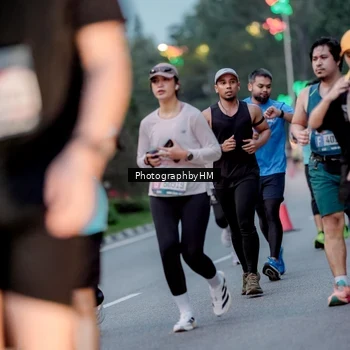 Runner Photo 3784688