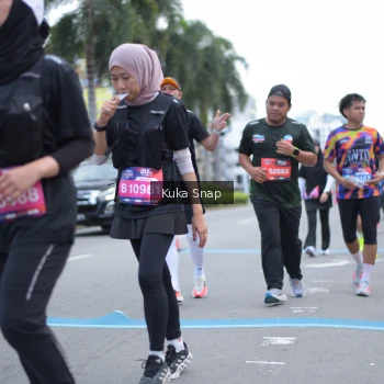 Runner Photo 3784698
