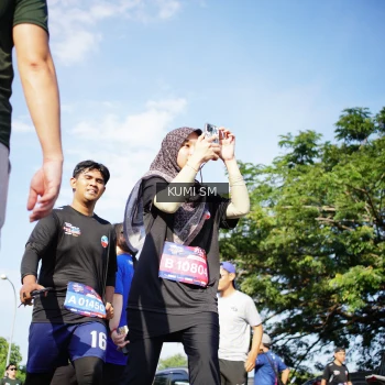 Runner Photo 3784755