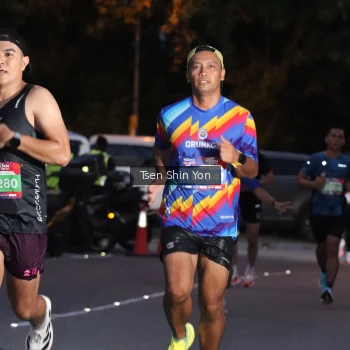 Runner Photo 3784792