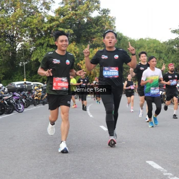 Runner Photo 3784808