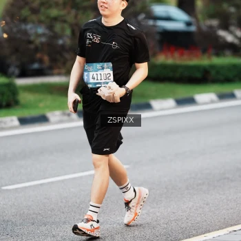 Runner Photo 3784849