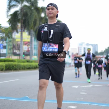 Runner Photo 3784865