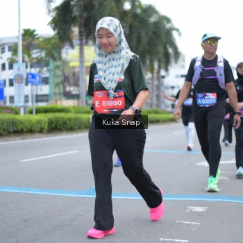Runner Photo 3784873