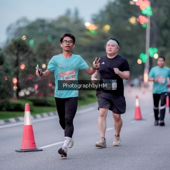 Runner Photo 3784911