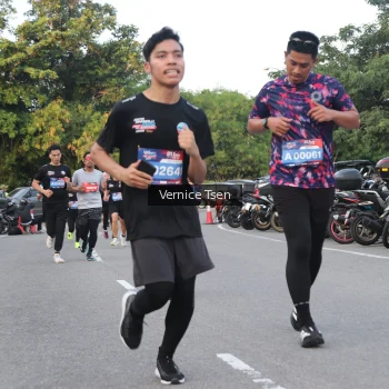 Runner Photo 3784963