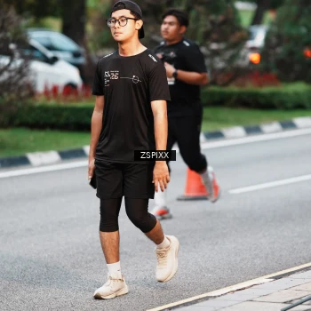 Runner Photo 3784973