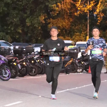 Runner Photo 3785043
