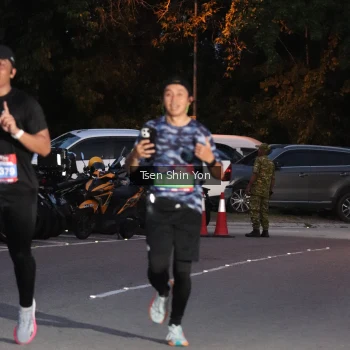 Runner Photo 3785120