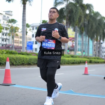 Runner Photo 3785152