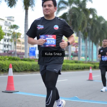 Runner Photo 3785185