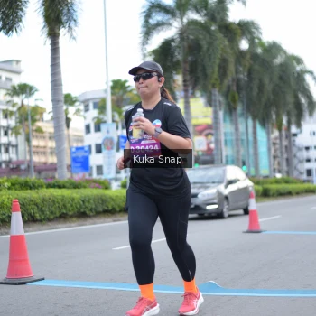 Runner Photo 3785275