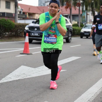 Runner Photo 3785329