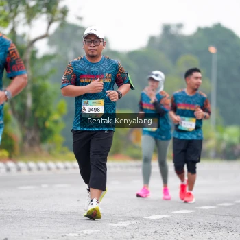 Runner Photo 3785354
