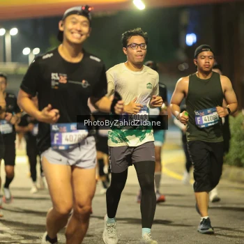 Runner Photo 3785367