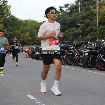 Runner Photo 3785388