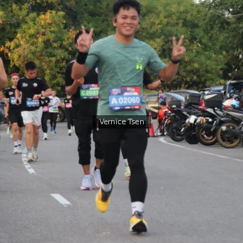 Runner Photo 3785396