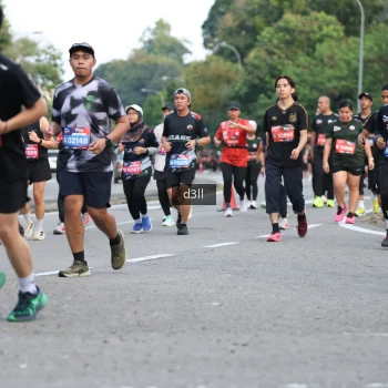 Runner Photo 3785467