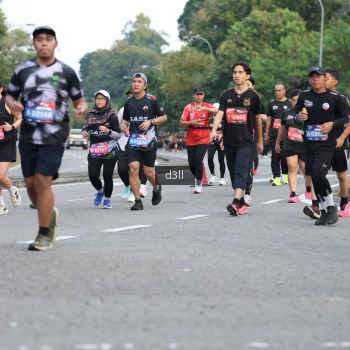 Runner Photo 3785505