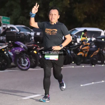 Runner Photo 3785524