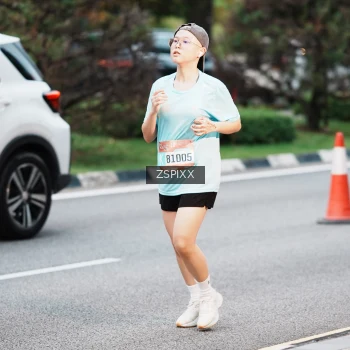 Runner Photo 3785545
