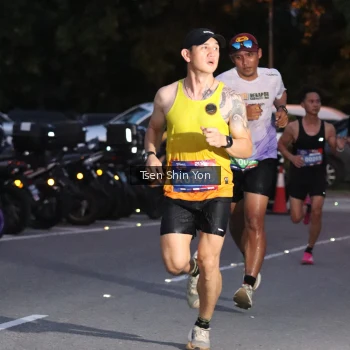 Runner Photo 3785583