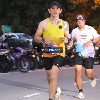 Runner Photo 3785653