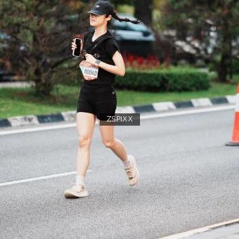 Runner Photo 3785680