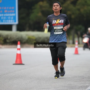 Runner Photo 3785714