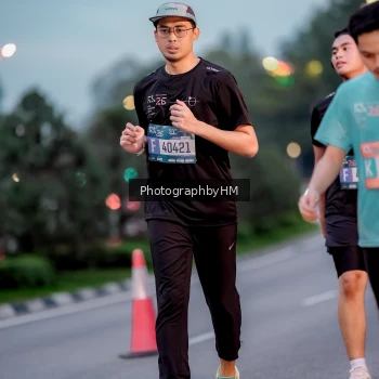 Runner Photo 3785718