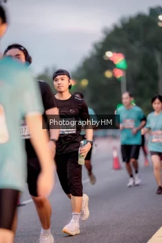 Runner Photo 3785744