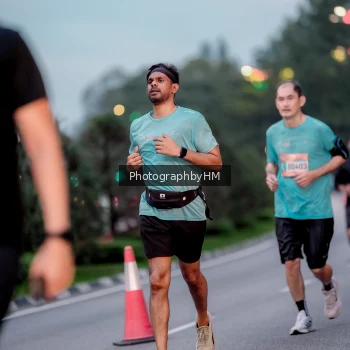 Runner Photo 3785758