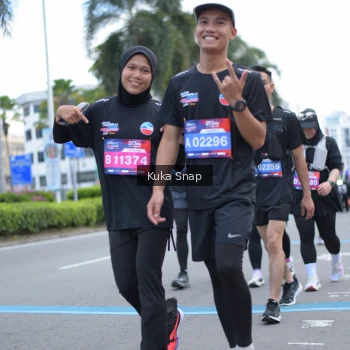 Runner Photo 3785793