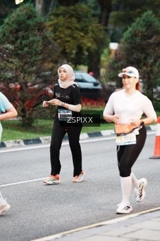 Runner Photo 3785843