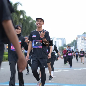 Runner Photo 3785854