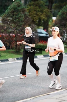 Runner Photo 3785864