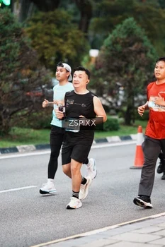 Runner Photo 3785928