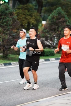 Runner Photo 3785929