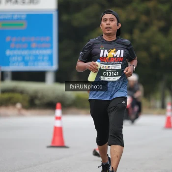 Runner Photo 3785984