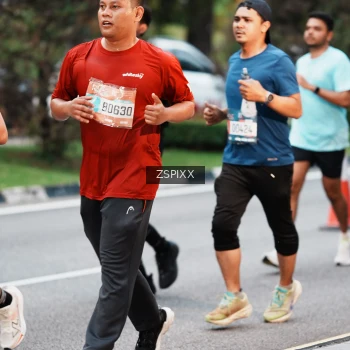 Runner Photo 3785993