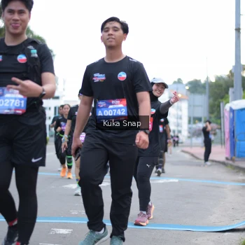 Runner Photo 3786002