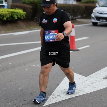 Runner Photo 3786030
