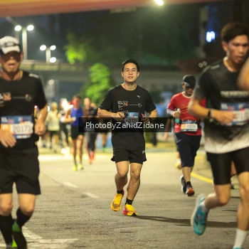 Runner Photo 3786059