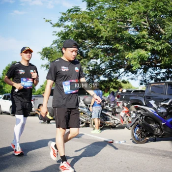 Runner Photo 3786100