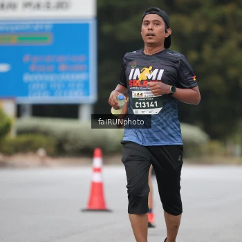 Runner Photo 3786103