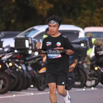 Runner Photo 3786108