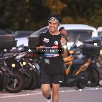 Runner Photo 3786139